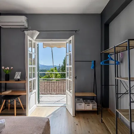 公寓 Cozy 2 Bedrooms On The Hill W/netflix Karousádes