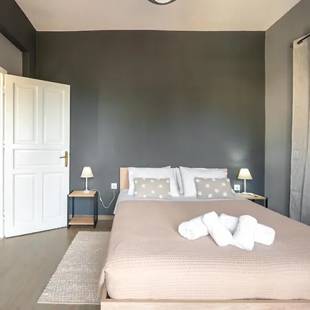 Cozy 2 Bedrooms On The Hill W/netflix *